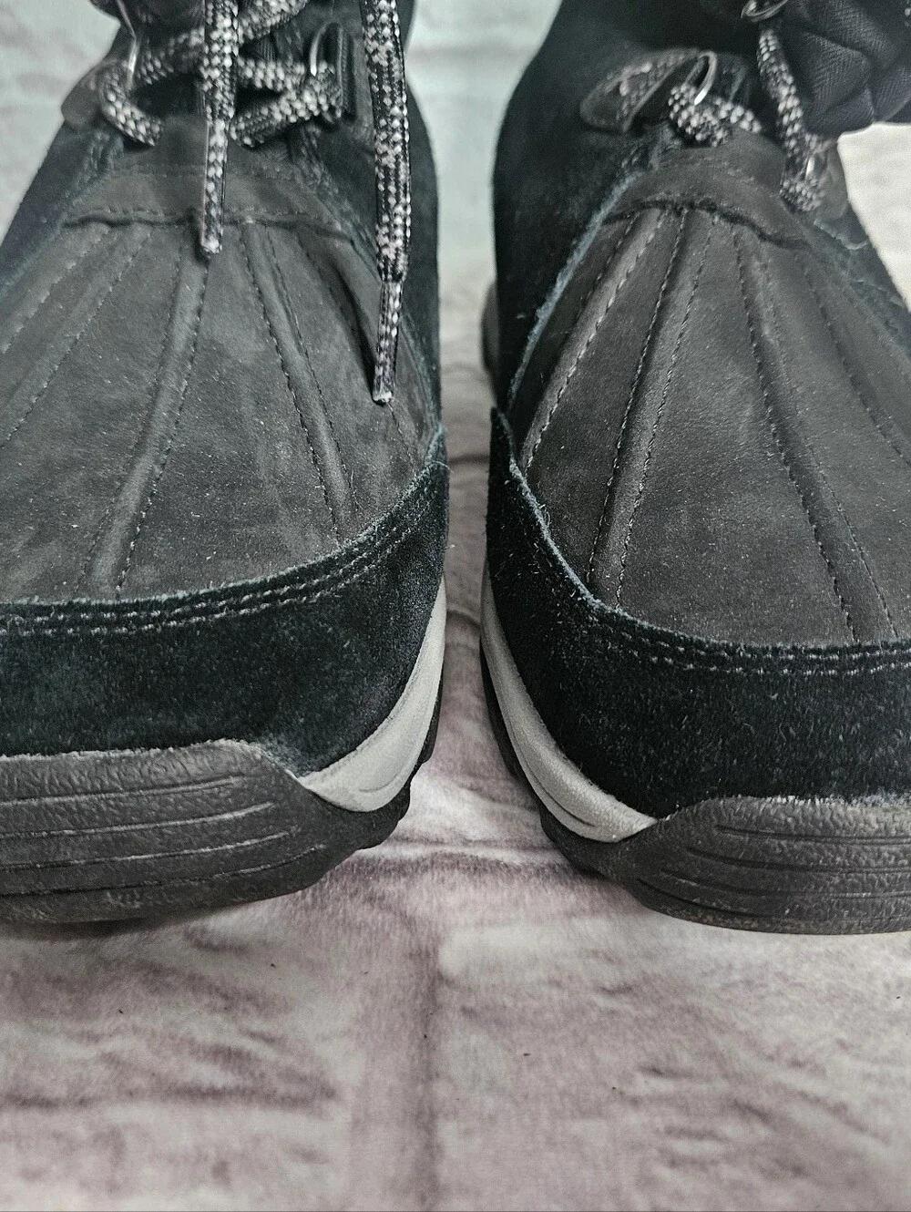 Clarks Winter Waterproof Size 9.5 Snow Boots Winter Waterproof